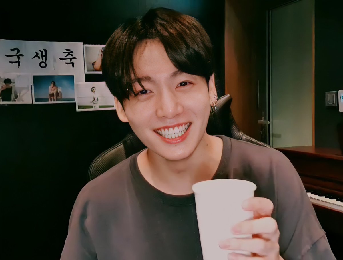 RM🐨 tweet media