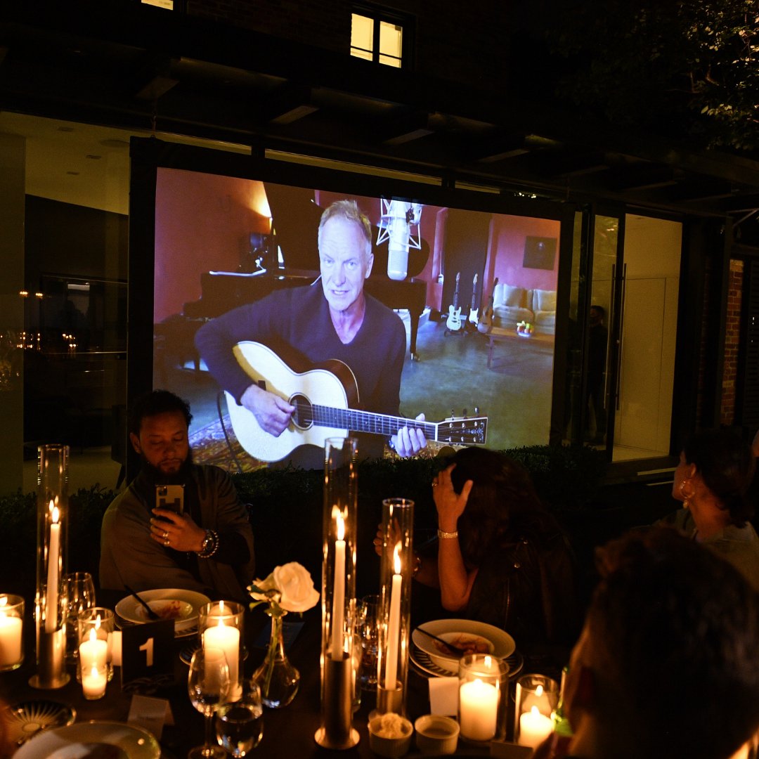 Artists for Peace and Justice (@artistsforpeace) on Twitter photo Music and entertainment have the inherent ability to bring people together.β€οΈ
During last yearβs APJ Gala, we had a stellar performance by <a href="/TheKaylaDiamond/">π
π
π
¨π
π
π
π
π
π
π
π
π
</a> of <a href="/SlaightMusic/">Slaight Music</a> and multiple virtual experiences with special guests.β¨
Can you guess who each of these celebrities are? Music and entertainment have the inherent ability to bring people together.β€οΈ
During last yearβs APJ Gala, we had a stellar performance by <a href="/TheKaylaDiamond/">π
π
π
¨π
π
π
π
π
π
π
π
π
</a> of <a href="/SlaightMusic/">Slaight Music</a> and multiple virtual experiences with special guests.β¨
Can you guess who each of these celebrities are?