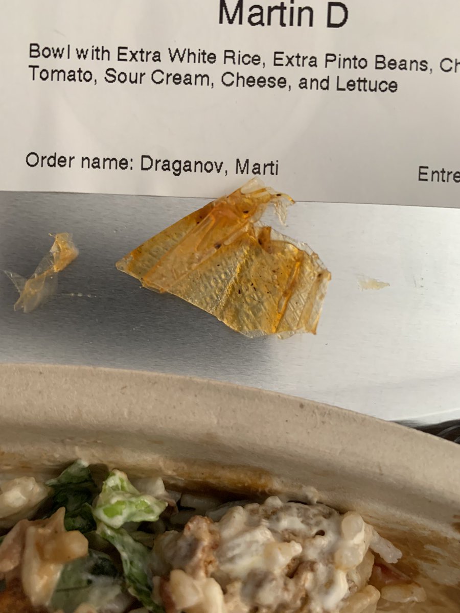 Draganov_M's tweet image. @ChipotleTweets I was going to forgive the smaller portion today until I found pieces of plastic bag in my bowl. I understand there’s a rush during lunch, but this is unacceptable. Some bits of chicken are also hard as a rock, maybe yesterday’s chicken was stored in a bag?