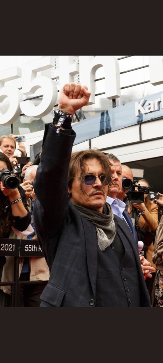 iriss__85's tweet photo. Always with you on the road Johnny๐ค๐
#JohnnyDwarriors #supportingjohnnydepp #JohnnyDepp #JusticeForJohnnyDepp #JohnnyDeppIsInnocent https://t.co/Gx3mn7NJqk