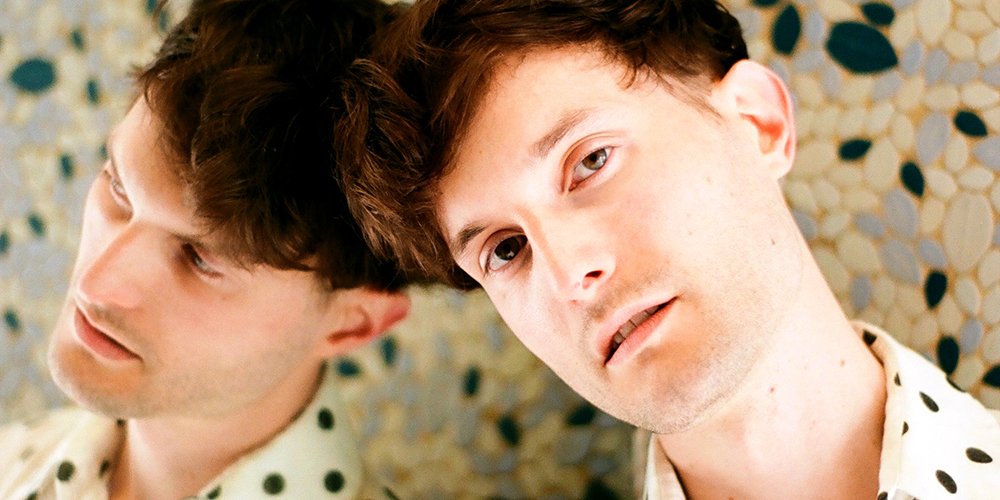 Indie88 - Toronto's Modern Music 88.1FM (@indie88toronto) on Twitter photo Radiant Baby (<a href="/radiantbaby_fgm/">Radiant Baby</a>) shares video for airy, groove-driven track 'Smooth (feat. Ohara Hale)' - bit.ly/2WFnF06 Radiant Baby (<a href="/radiantbaby_fgm/">Radiant Baby</a>) shares video for airy, groove-driven track 'Smooth (feat. Ohara Hale)' - bit.ly/2WFnF06