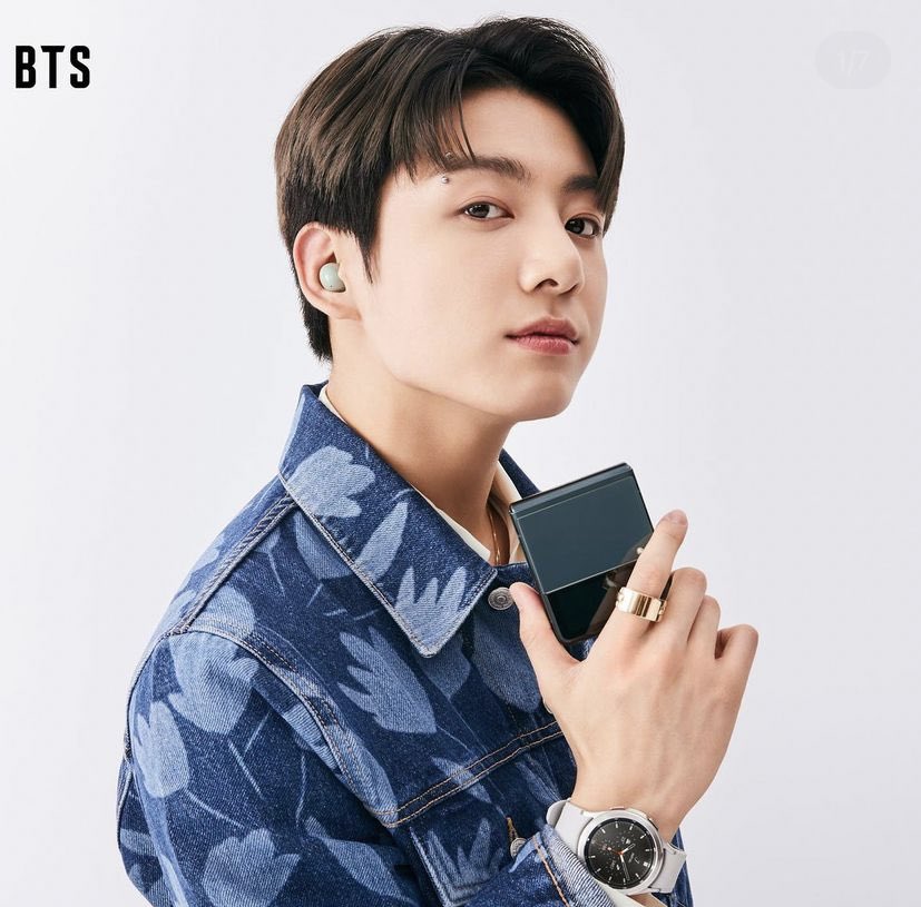 italian02midget's tweet photo. HAPPY BIRTHDAY JUNGKOOKIE🥰🥰🥰🥰🥰🥰🥰 @BTS_twt https://t.co/G2xx33ak5L