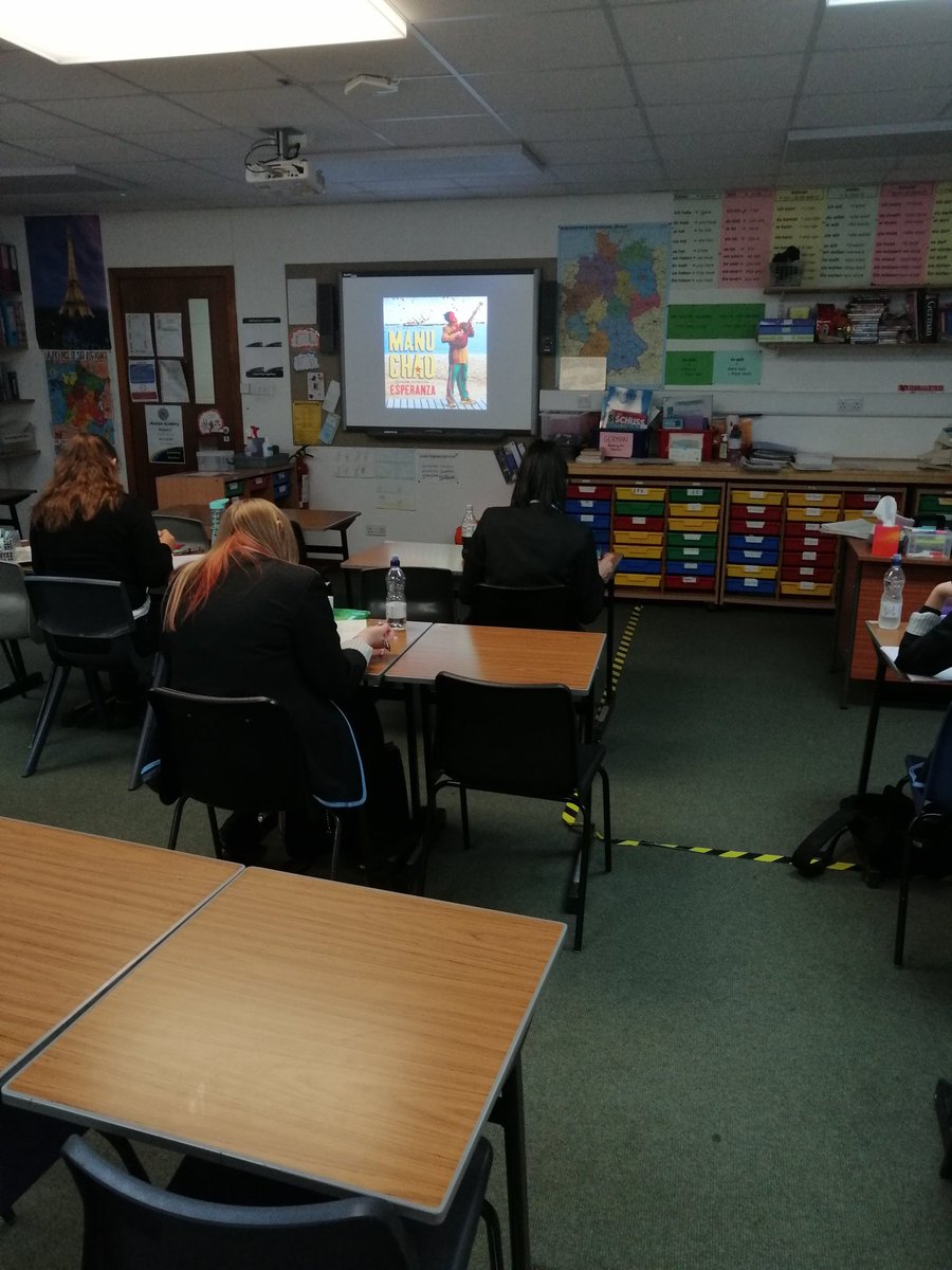 MflMintlaw's tweet photo. Higher Spanish class were introduced to Mrs Noble's (@n_mfl) questionable taste in Spanish music today - using Manu Chao to practise listening skills &amp; the verb gustar #mfl #lovelanguages #mintlawfamily #learningtogether https://t.co/ObnKfpe8bu