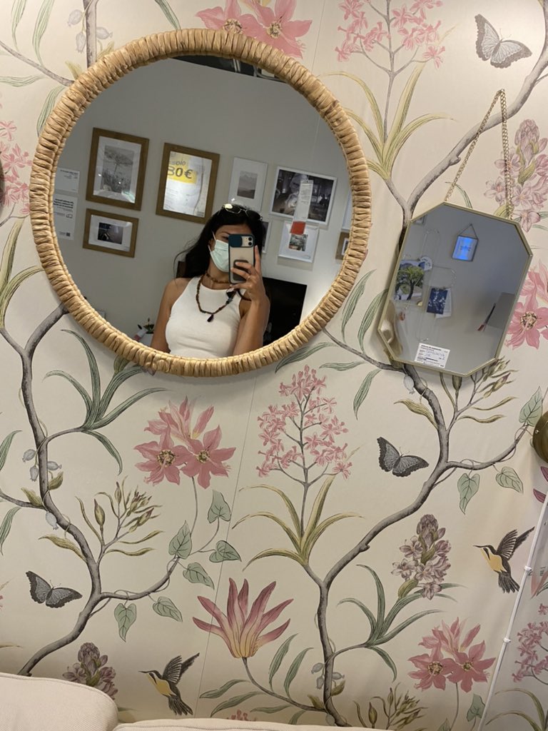 BeatrizMN7's tweet photo. IKEA y BEA https://t.co/fuXtqoqnpA