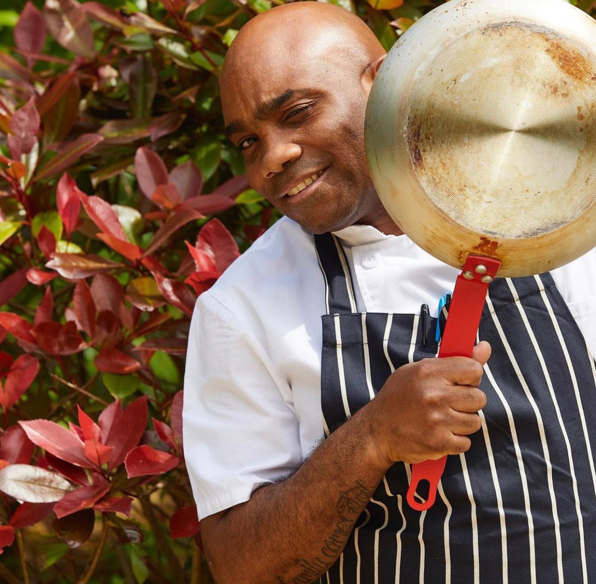 Fry-nalists 🍳 
.
We’re super excited to announce that our fab Farncombe Family have been shortlisted as finalists for “Team of the Year” in the Boutique Hotelier Awards 2021.
.
Please vote for the team to win using the below link:
.
boutiquehotelier.com/boutique-hotel…