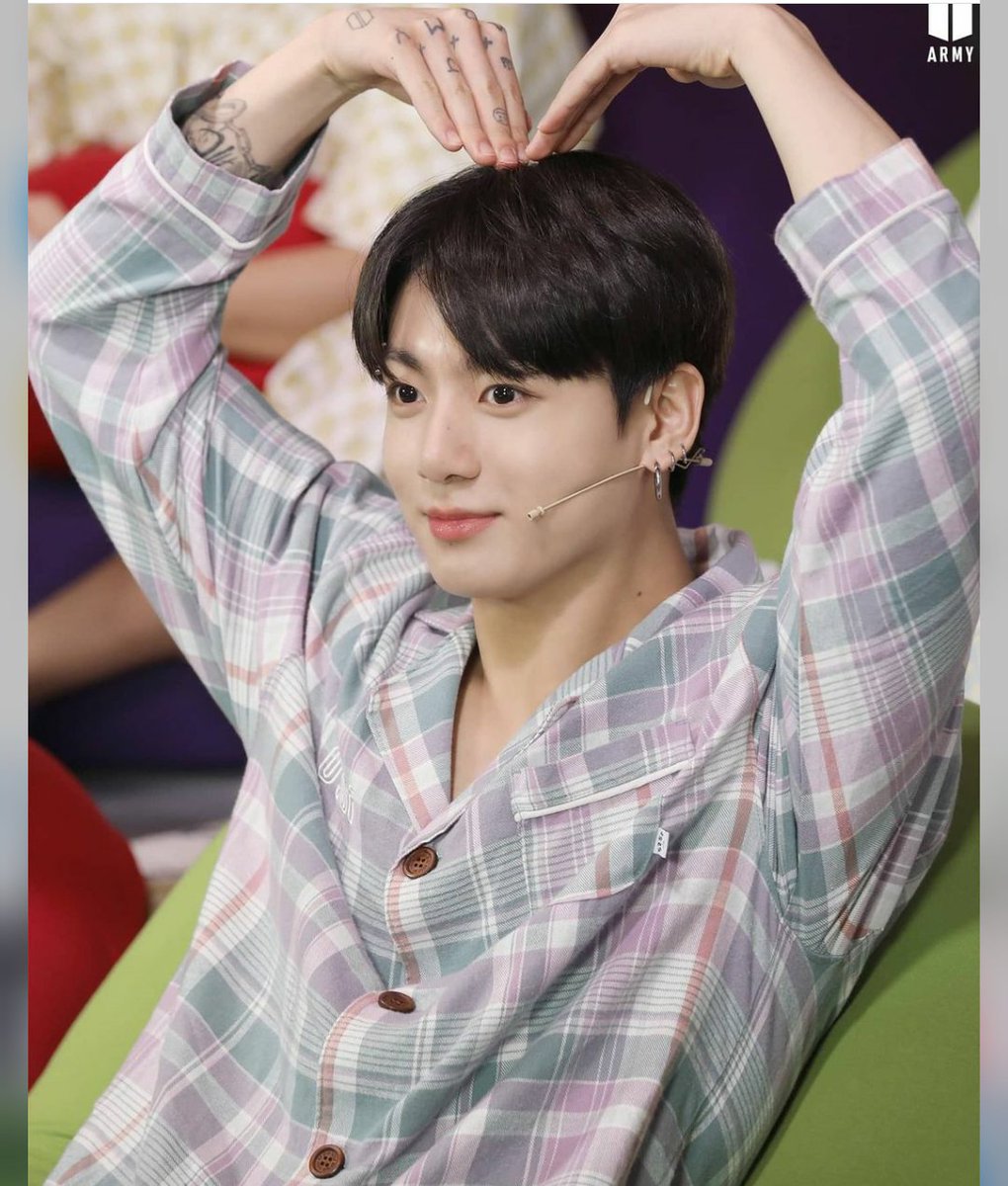 1_True_7's tweet photo. @BTS_twt 생일 축하해 JK🎉🎊🎂
멋지고 아름다�� 삶을 사시길 바랍니다💜 https://t.co/eFvetd8sn8