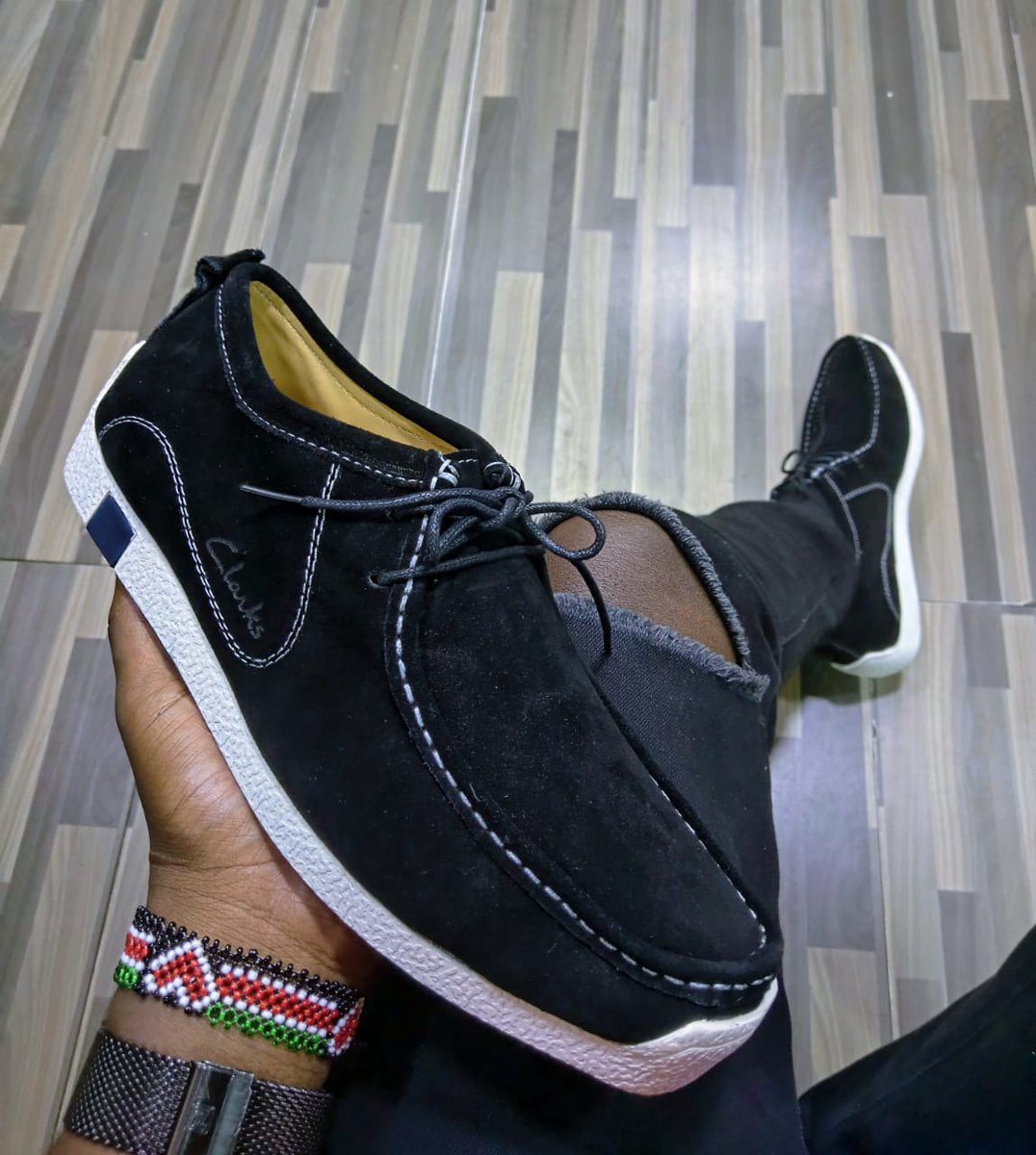 infinityglamaz's tweet photo. Clarks wallabees
Available sizes 40-44
Price 4,999
Delivery countrywide https://t.co/DZhPFauGch