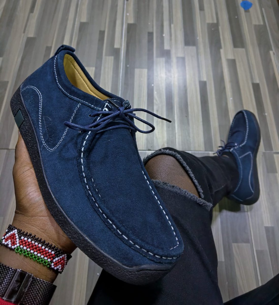 infinityglamaz's tweet photo. Clarks wallabees
Available sizes 40-44
Price 4,999
Delivery countrywide https://t.co/DZhPFauGch