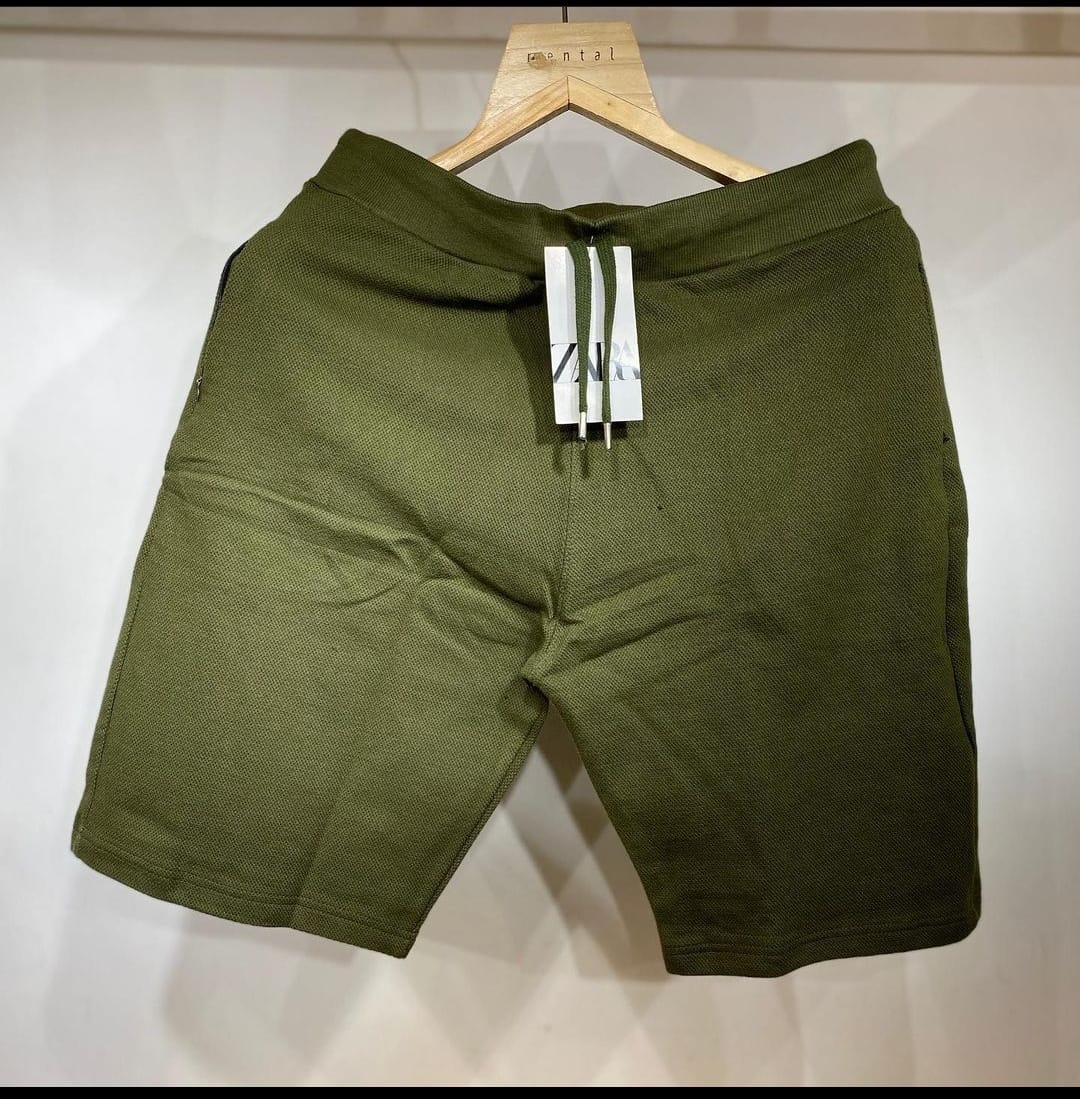 THREADY_BRAND's tweet photo. THREADY CLOTHING🤘
•Product- Shorts
•Material- Cotton Popcorn 
•Size - 28,30,32,34,36,38
•Delivery - All over India
DM US FOR THE PRICE
#india #fashion #menswear #clothing #menstyle #trendyclothes https://t.co/eNnbr0V53E