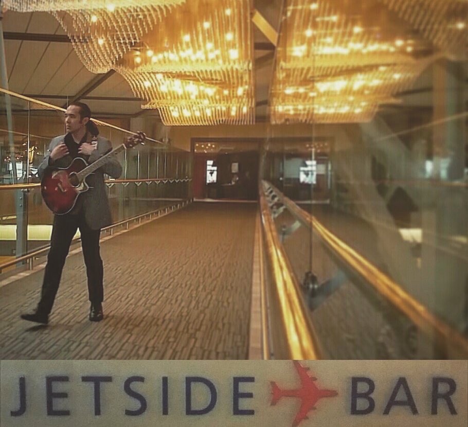 DOC604's tweet photo. I’m #playinglive @FairmontYVR #JetSideBar #Wednesday nights 6-10 in #September, join me for #finedining & #livemusic at #FairmontHotels premier venue. #performing for @SiegelEnt #SiegelEntertainment https://t.co/mgT1H7SU4v