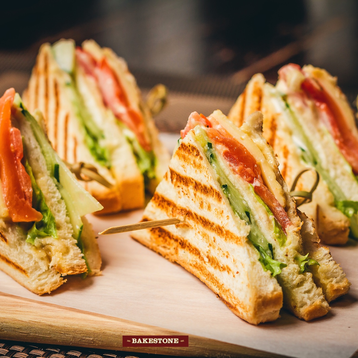 club sandwich for lunch. Easy to make and tastes delicious. #toast #clubsandwich