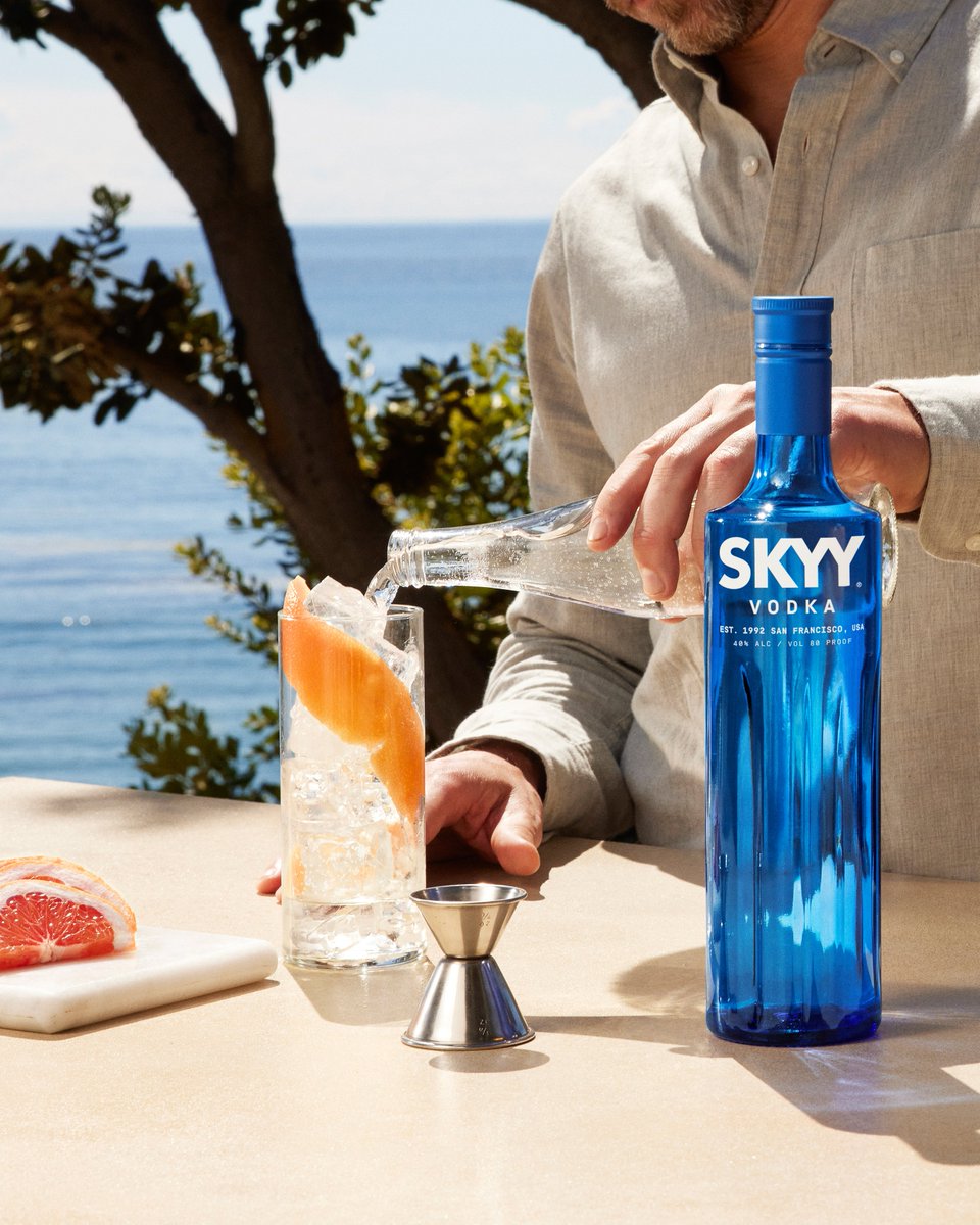 Made with water enriched by Pacific Minerals, @skyyvodka brings you a fresher, smoother Vodka &amp; Soda. Head to the link in bio for SKYY delivery.