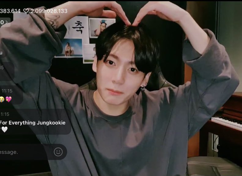 HngocxB's tweet photo. 💛 HAPPY BIRTHDAY JEIKEI 💛 always be happy and healthy our Golden Maknae #OurBrightestStarJK #GoldenArtistJKDay #JKbirthday #HAPPYJKDAY #BTS #ARMY https://t.co/k3JiG0pytS