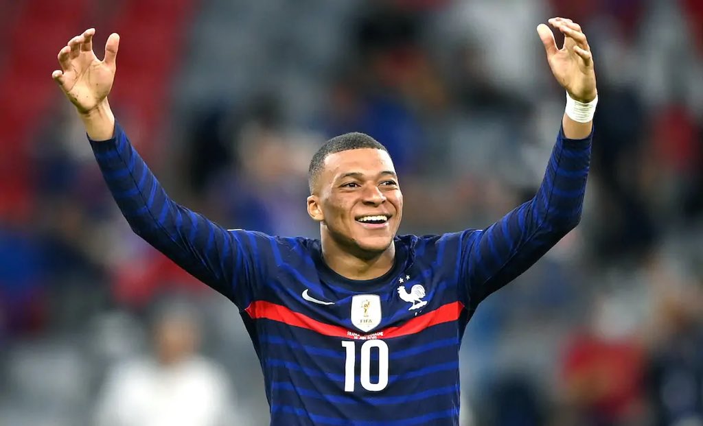 23:50 🚨🚨🚨 KYLIAN MBAPPE TO REAL MADRID 223 MILLONES € <a href="/KMbappe/">Kylian Mbappé</a> <a href="/realmadrid/">Real Madrid C.F.</a> #Mbappe #RealMadrid la firma más grande de la historia 🚨🚨🚨