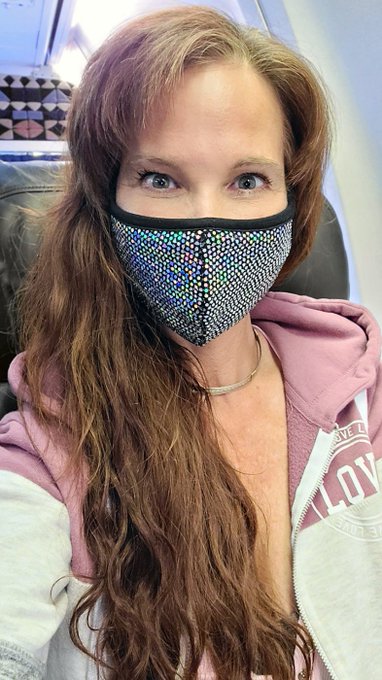 My count down has started. Only 3 hours &amp; 40 min until I get to see @DeeWilliamsXXX &amp; @MWRigger!!! 😍❤☺<a href="/tag/nubilefilms"class="tags"><span>#nubilefilms</span></a>