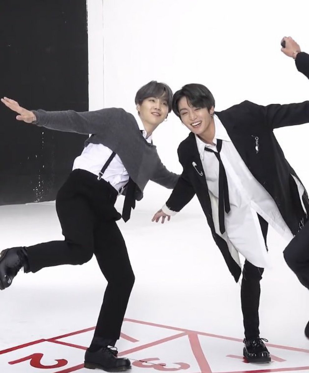 93archives's tweet photo. #HappyBirthdayJungkook !! https://t.co/Sq32kH9LWc