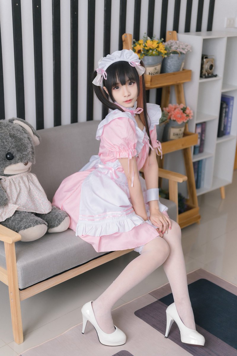 RinaCosplay's tweet photo. งับ🤍 #cosplayer #cosplayerTH #maidcostume #maidcosplay https://t.co/63A8BMCiEa