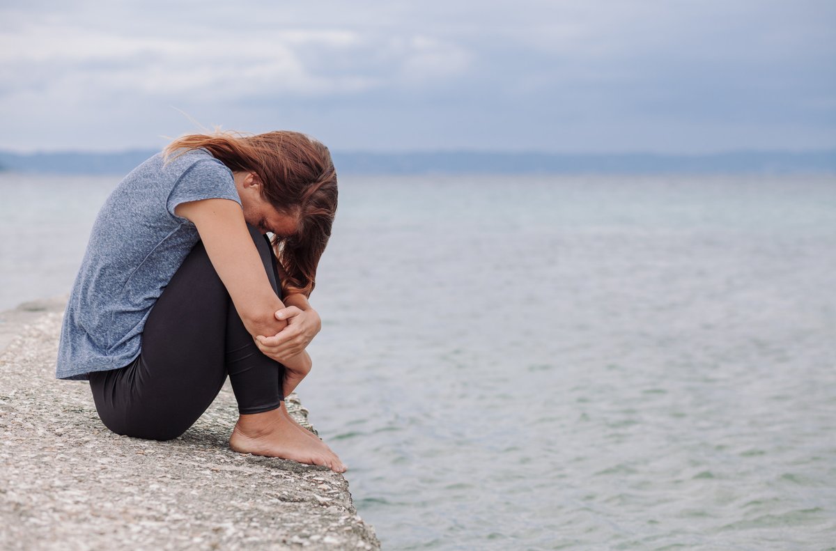 scottsdalerecov's tweet photo. Some of the signs of addiction include neglecting important personal or professional responsibilities and isolating from family and friends.
Learn to recognize the signs here ➡️ https://t.co/Hzq7bLERU7
.
.
#addiction #addictionsigns #signsofaddiction #scottsdalerecoverycenter https://t.co/OfPwfSgmnG