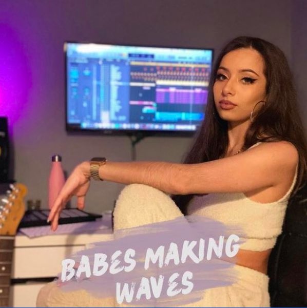 ON AIR NOW: Babes Making Waves w/ <a href="/helloimhen/">Henna ✨</a> 🌙 Playing #RnB, #Jazz &amp; #NeoSoul ‘TIL 9PM 🔊 Ft. <a href="/mneliaa/">🌴</a> &amp; <a href="/terracemartin/">Terrace Martin</a> 🔒 Keep it locked at 105.5FM - PLATFORMB.ORG.UK - DAB 🔒 #NextGenRadio