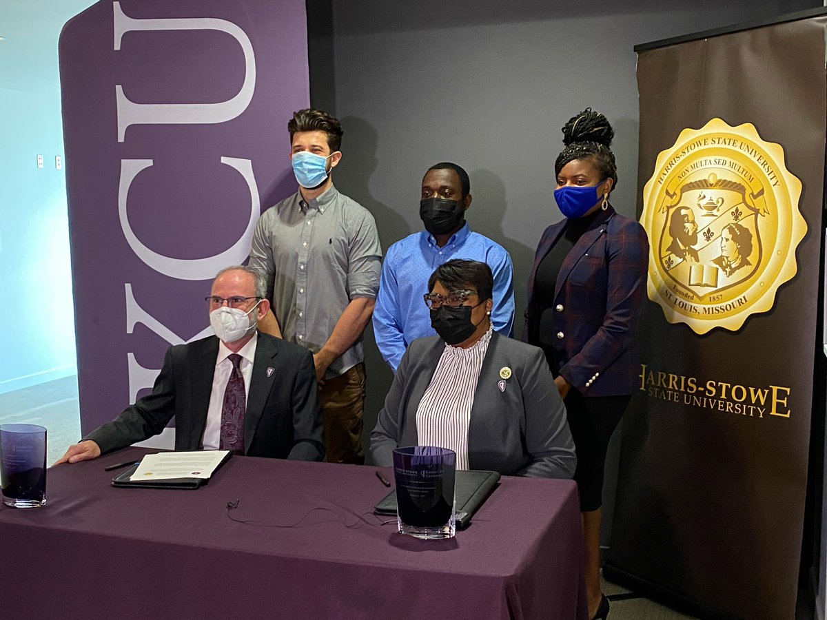 Pleased to partner with <a href="/HarrisStowe/">Harris-Stowe Univ</a> toward the shared goal of educating a physician workforce that better reflects the patient populations we serve. #Diversityinhealthcare