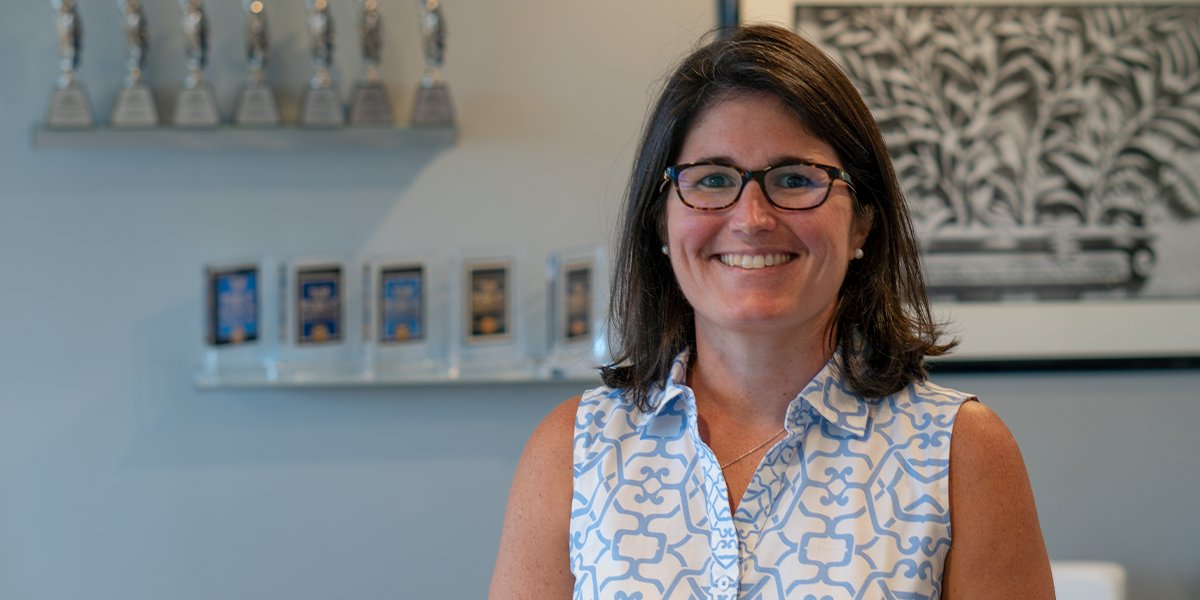 We’re thrilled to welcome Carrie Lewis to the Live Wire team! As our new Operations Manager, Carrie is responsible for overseeing human resources and accounting as well as managing the Live Wire office. Happy to have you on board, Carrie!