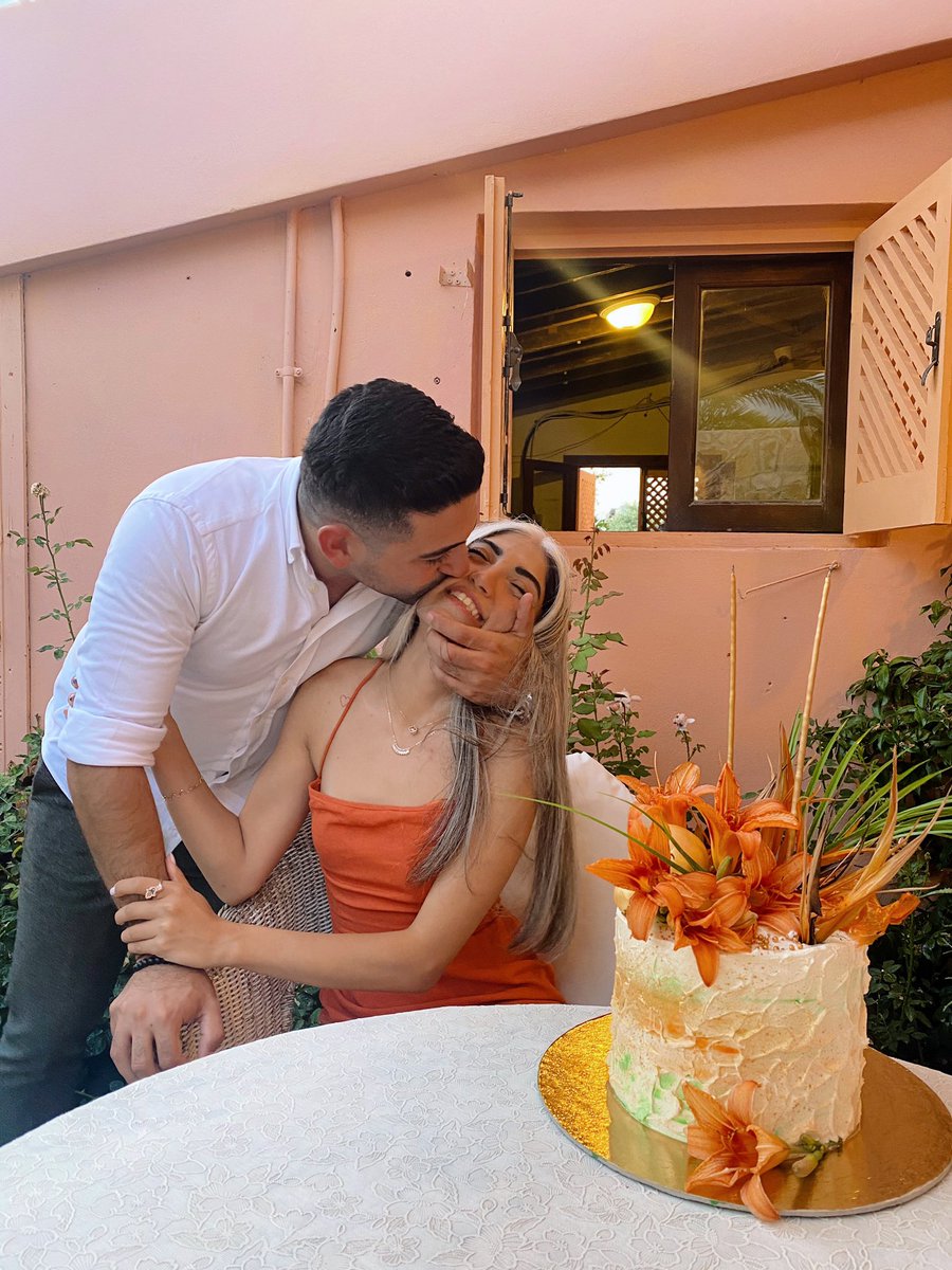 Nerdeymis benim sevgilim 😋