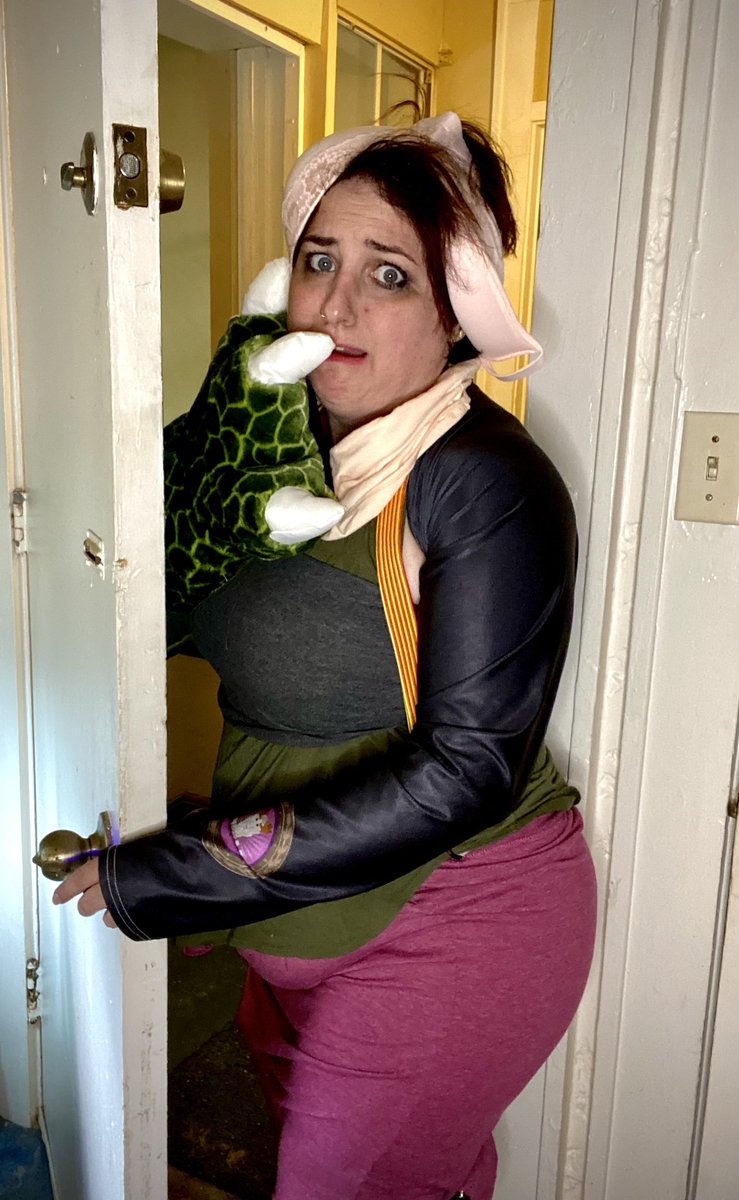 TeamHashtagGish's tweet photo. #GISHHunt2021 #Item68
You didn’t get much sleep last night. Maybe you were stressed. Maybe the kids were up and down. Whatever the case, when you got dressed this morning you were so tired EVERYTHING was cattywampus and it’s like you got dressed in the dark.
Done by Nicole https://t.co/55rT5Xhp4C