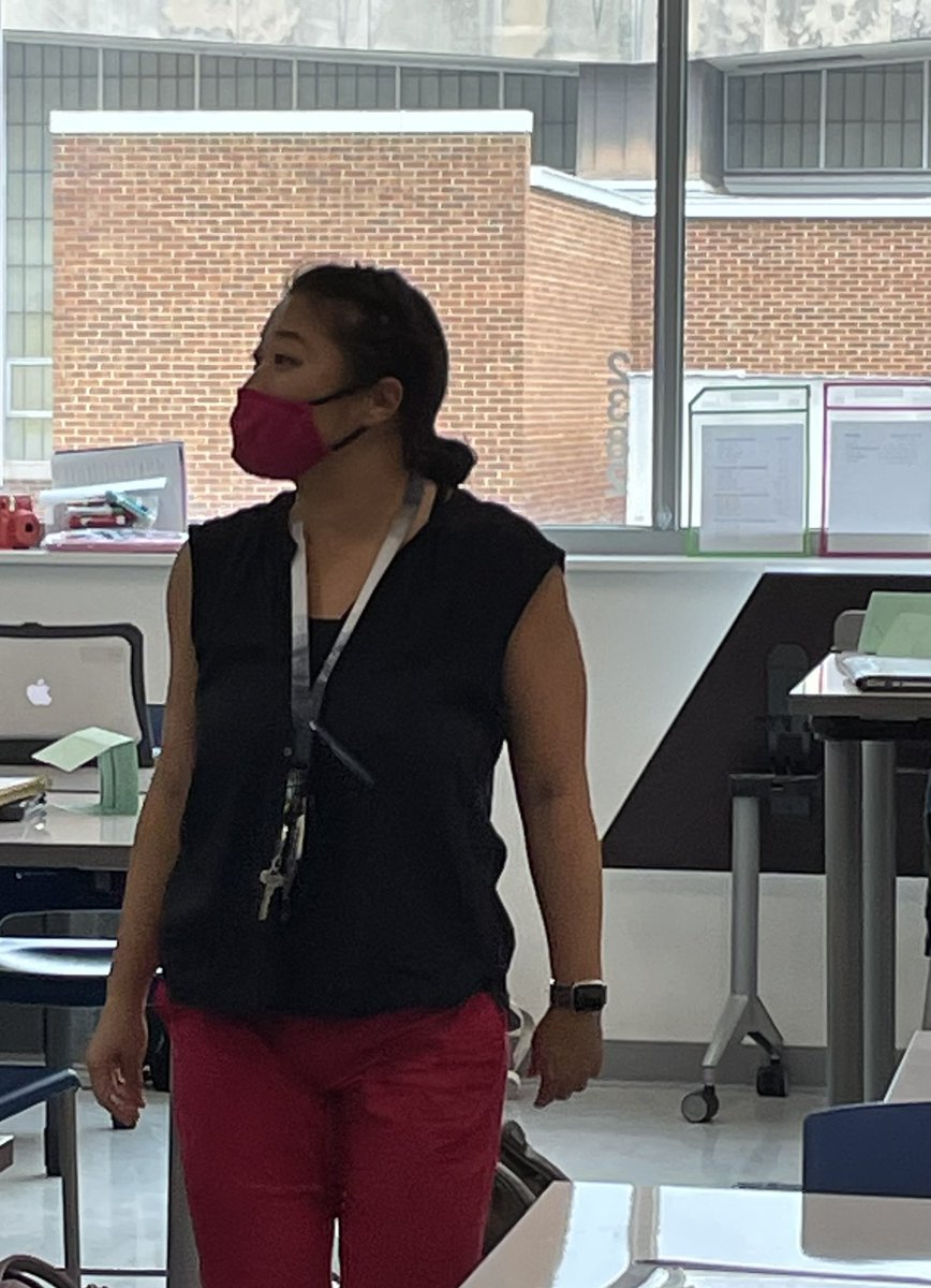 RobynHaugPD's tweet image. Mrs. Hong’s math class is full of engaging strategies from @thinkingclssrms @pgliljedahl. Her students rocked curricular tasks on VNPSs like PROS! #thinkingclassrooms #LHWHSRocks