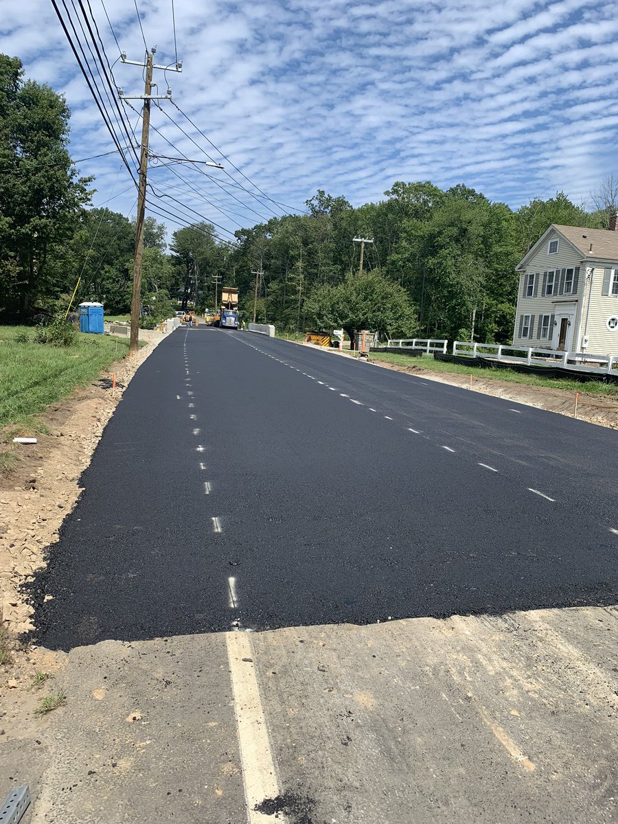 PavingWaters's tweet photo. Paving in Depp River Connecticut #watersworks #waterspaves #WCC #pavect #pavingconnecticut #paveit https://t.co/qQWlCmjT2X