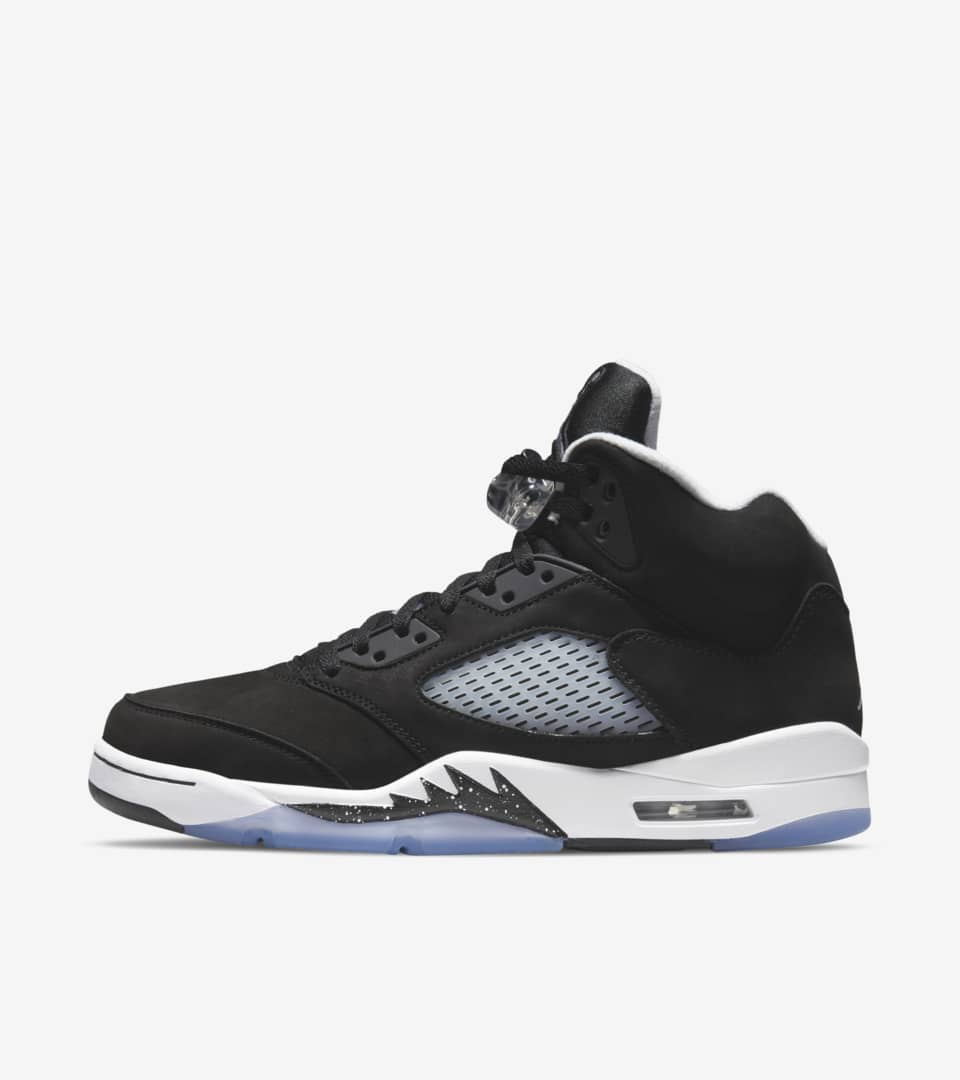 J23app's tweet photo. Jordan 5 Retro "Moonlight" releases September 10th -> https://t.co/b24ZxPENRn https://t.co/xN2ECmNKmQ