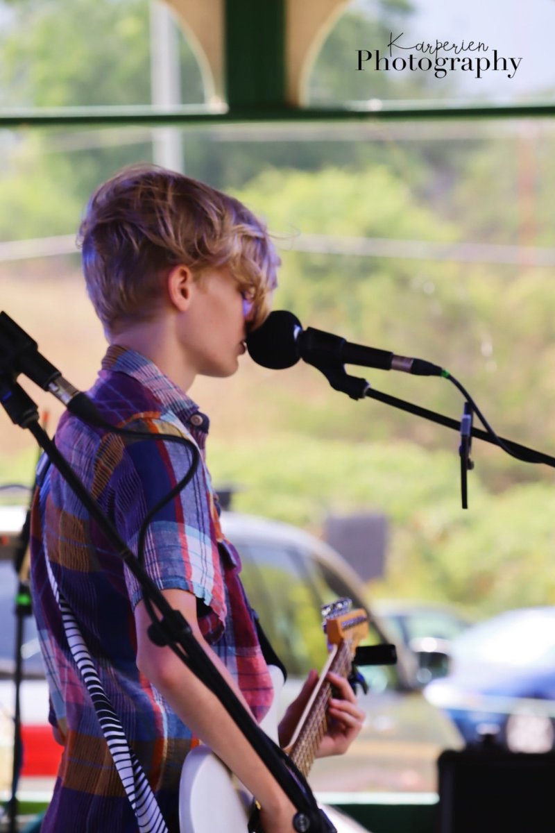 amherstislandfm's tweet photo. Wow! Brock Young played a great set last weekend for the crowd at Live Music Sundays at Finkle's Shore Park in Bath, ON. 

See you next Sunday for more live music in the park!

#livemusic #concert #LocalMusicRocks #radio #community #festival #ygk #ifb #fff #follow #team https://t.co/o3MuKbmNoN