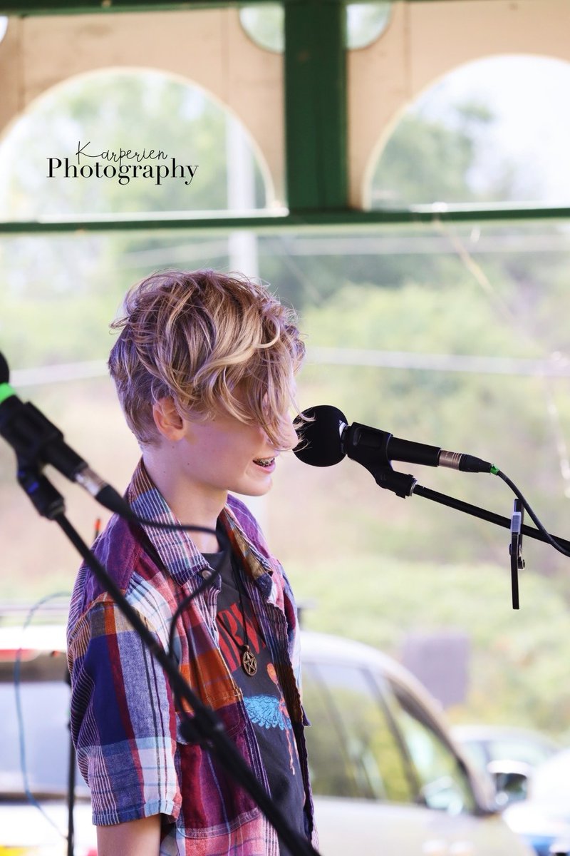 amherstislandfm's tweet photo. Wow! Brock Young played a great set last weekend for the crowd at Live Music Sundays at Finkle's Shore Park in Bath, ON. 

See you next Sunday for more live music in the park!

#livemusic #concert #LocalMusicRocks #radio #community #festival #ygk #ifb #fff #follow #team https://t.co/o3MuKbmNoN