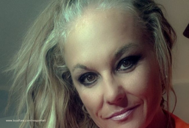 I just posted one new photo on #realloyalfans. Take a look here: https://t.co/74IHr5Pd04 https://t.c<a href="/tag/realloyalfans"class="tags">#realloyalfans</a>