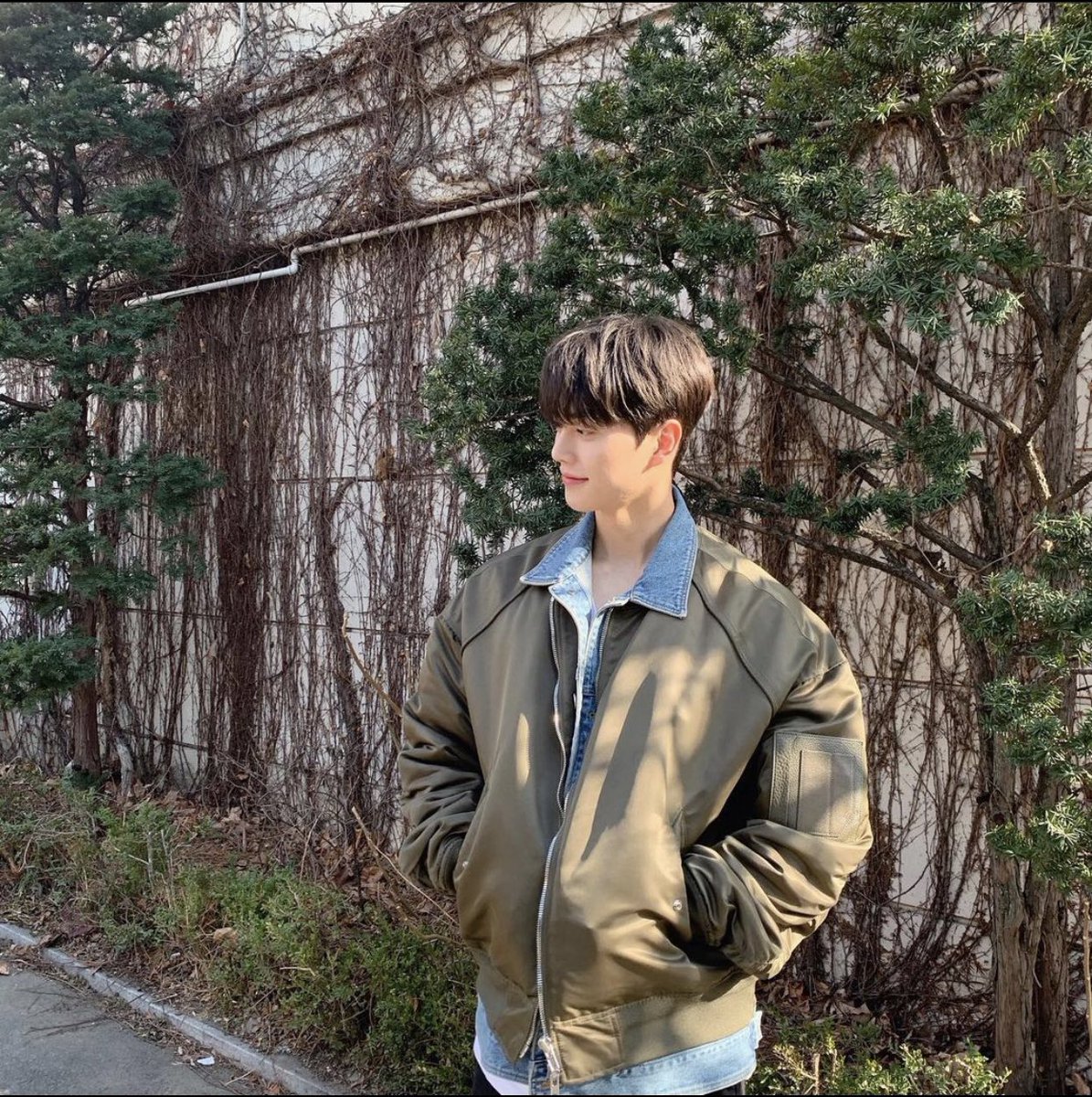 z03ey's tweet image. ᅠᅠ

ᅠᅠ

   🦋hej! mam dużo wolnego czasu wiec możemy się poznać. 

ᅠᅠ
ᅠᅠ
ᅠᅠ