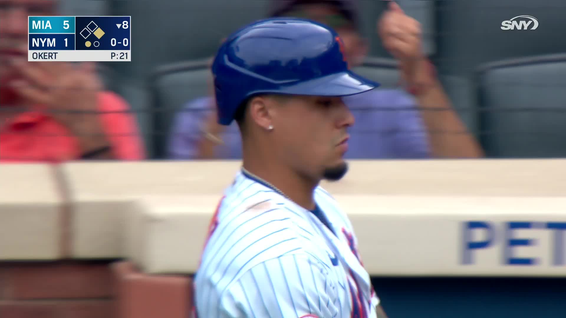 Javi Baez's thumbs vs. Mets fans latest Amazin scandal