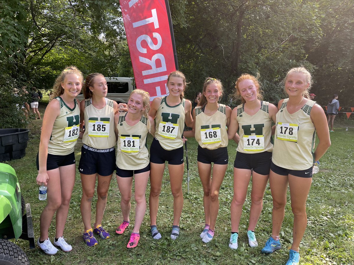 EMacG14's tweet image. @HowellCross looked strong at the Mustang Invitational! Love watching them run. @HowellAthletics