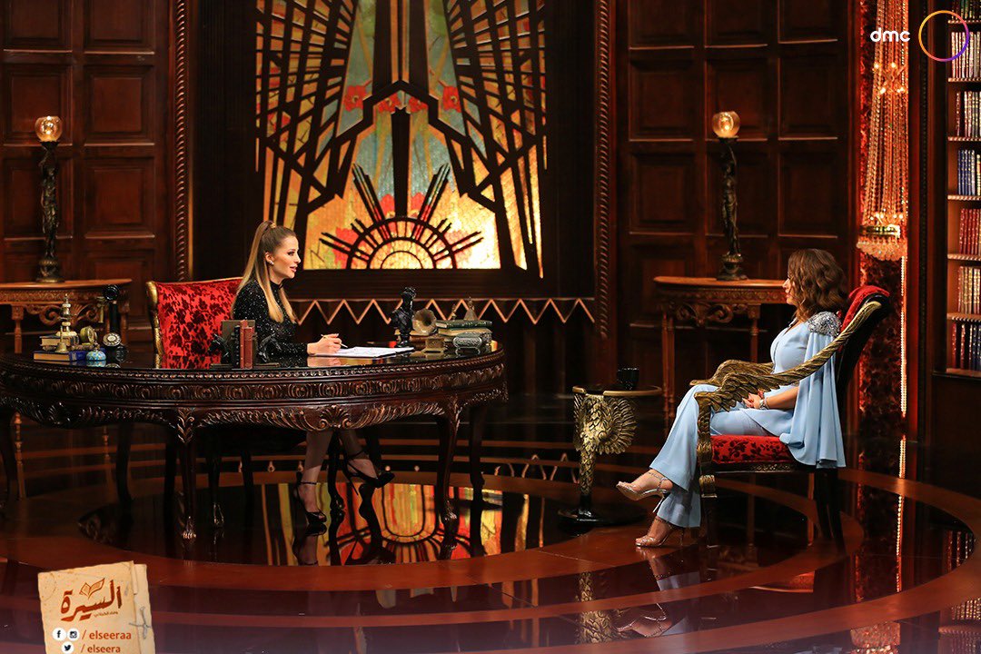 elseeraa's tweet photo. انتظروا النجمة #هند_صبري مع #وفاء_الكيلاني في برنامج #السيرة .. الخميس والجمعة على #dmc الساعة 9:30 مساء
@ELKILANYWAFAA | @HendSabry https://t.co/dPJ4WP8Kax