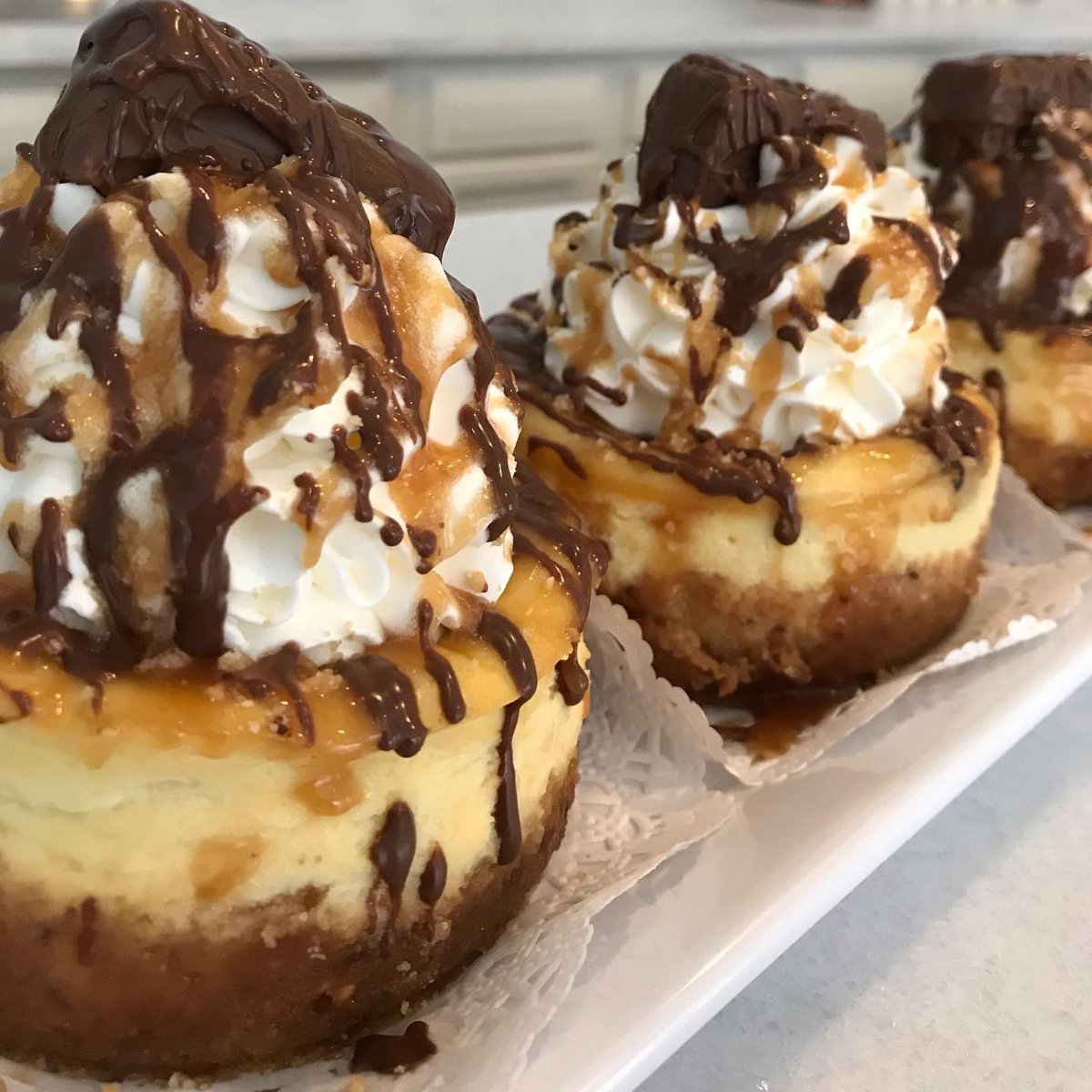 SAUEBLACKGA's tweet photo. Black Woman-Owned Gourmet Cheesecake Spot in Atlanta!!

📍Say Cheese Gourmet Cheesecakes | 2115 Piedmont Rd NE, Atlanta, GA 30324 https://t.co/WqQiTJgsa0