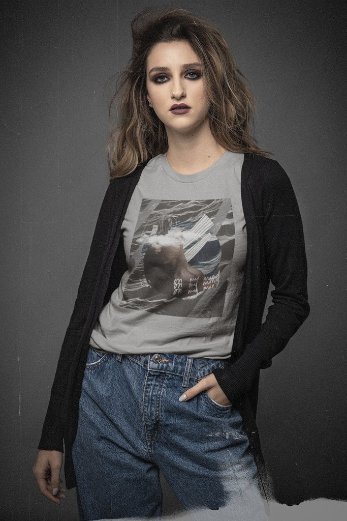 ManyShirtsStore's tweet photo. Have you seen our newest collection? Check out our "Always On My Mind" tee, inspired by one of our favorite artists 🖤 https://t.co/C7uei3WMH7