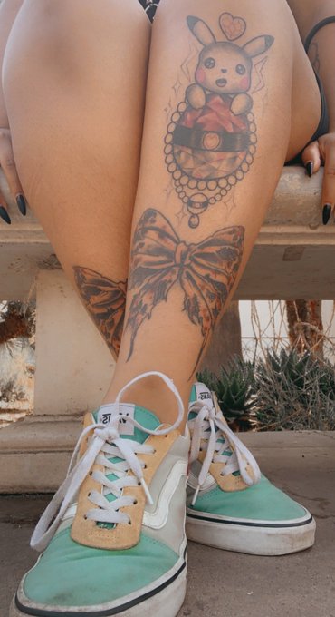 POV: When you&rsquo;re laying face down and lift your head up for a fantastic view 😍   &bull;Feet&bull;Sneaker Worship&bull;Findom&bull;  @rtfemdom1