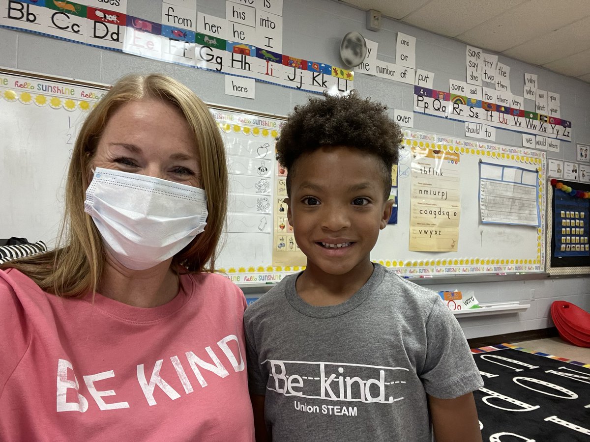 Bringing those Kindness vibes to 1st grade today!  #twins #cooltobekind #WeAreUnionSTEAM