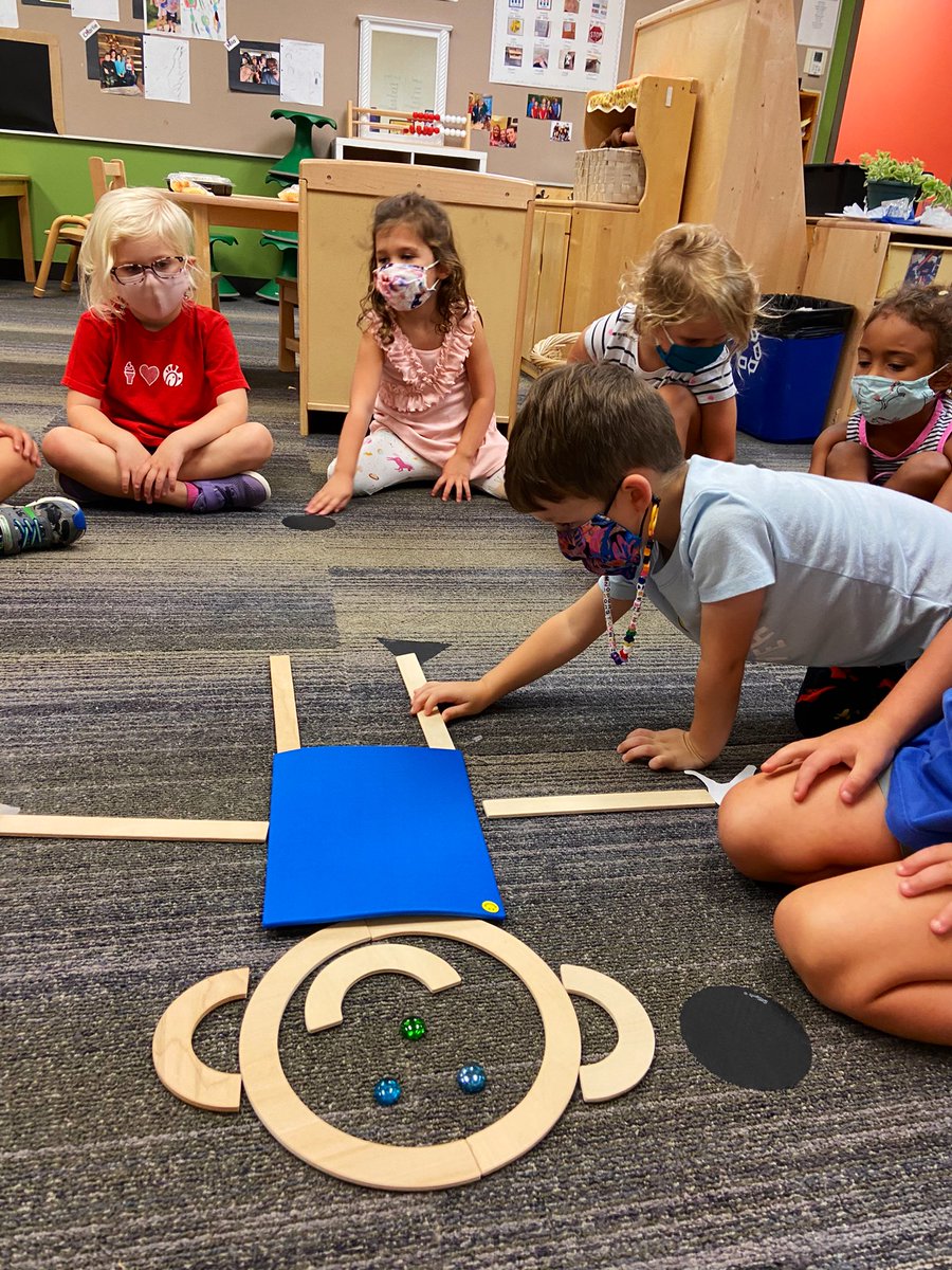 Anne Riley tweet media