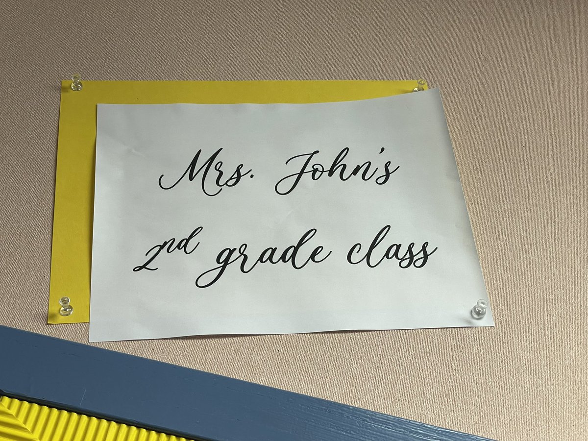 Check out our first art project from Mrs Sauer and Mrs Johns’ 2nd grade class!  Thank you for donating to #Foundation and supporting art to our school. #artinaction