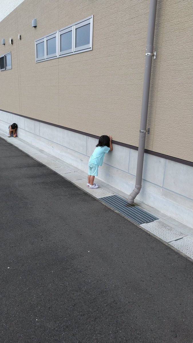 全然 もういいよー じゃないね かくれんぼの鬼が 10秒数えて振り返ると 広がる光景に 可愛いが過ぎる 全文表示 Jタウンネット