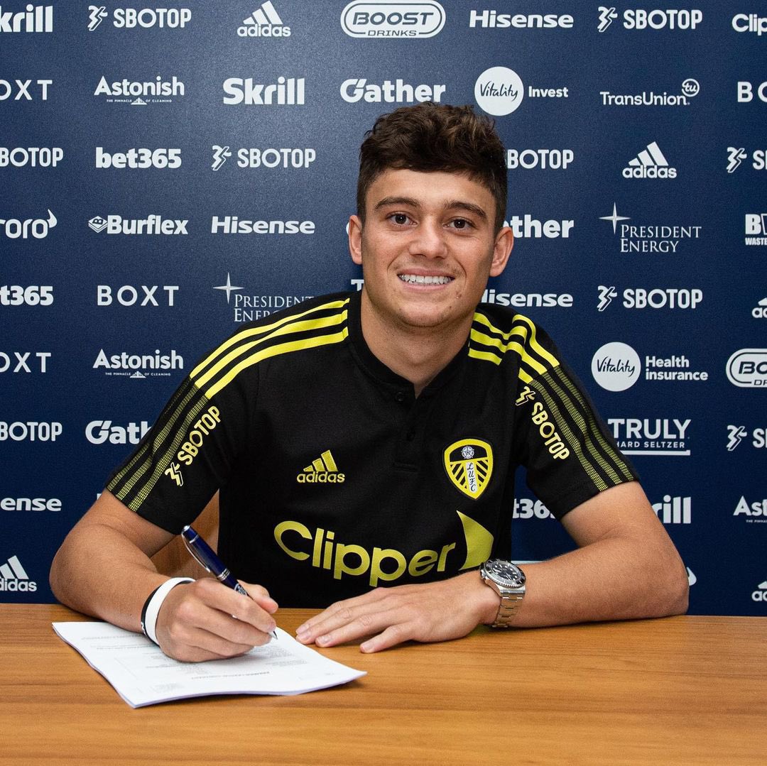 Daniel James tweet media