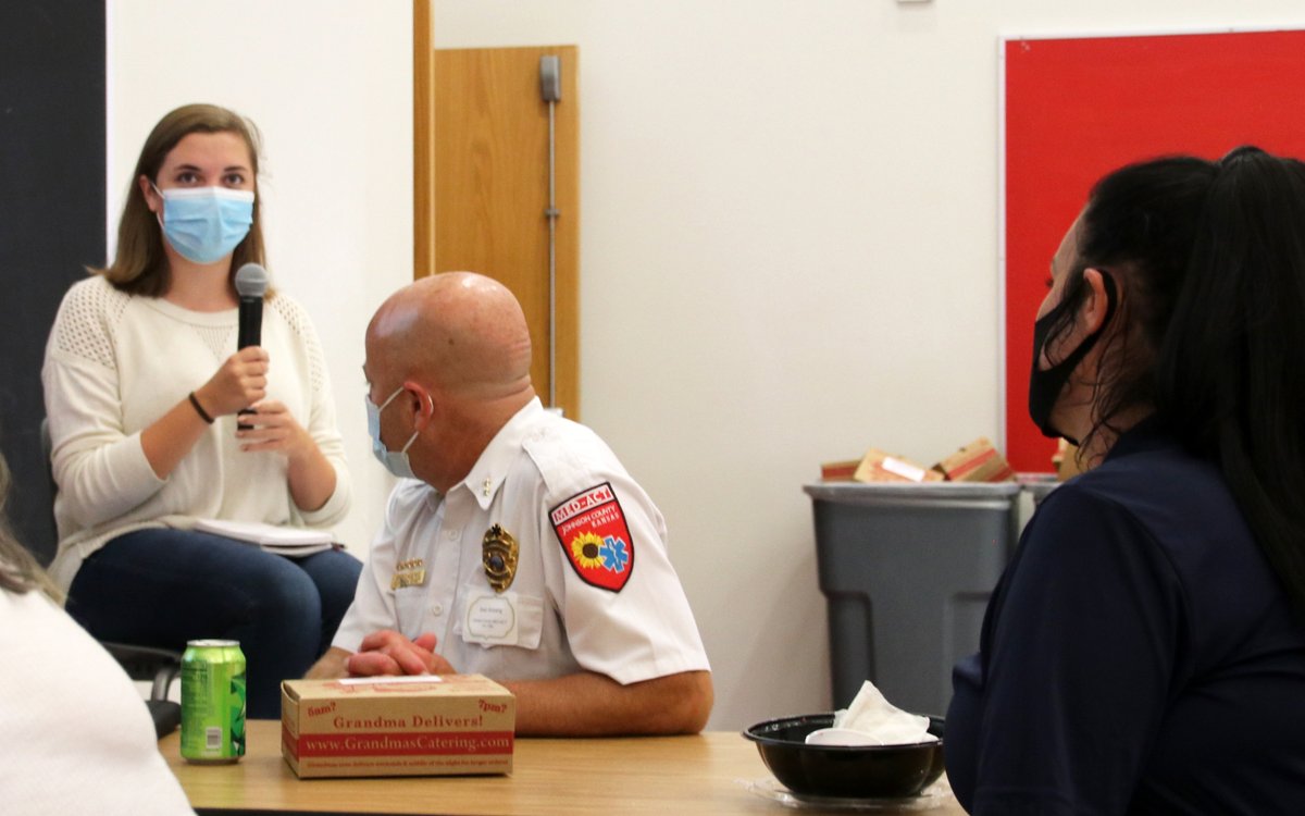 Excitement is building for Real World Learning (RWL) in the SMSD. 

A group of  students recently expressed why they hope their peers gain RWL opportunities at a kickoff with professionals and educators. 

smsd.org/about/news-arc…