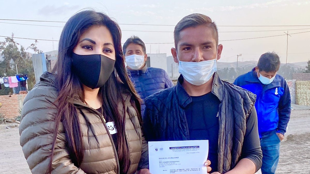 VivianOlivos's tweet photo. Ahora como congresista, retorno a los lugares que antes acudí para poder cumplir con la población, en este caso, con el C.P #Balconcillo, aquí me comentan que se sienten olvidaos por sus autoridades y que no cuentan con titulación. 

#ConLaPoblación #LimaProvincias #Huaura🤝 https://t.co/O5gayWtLlk