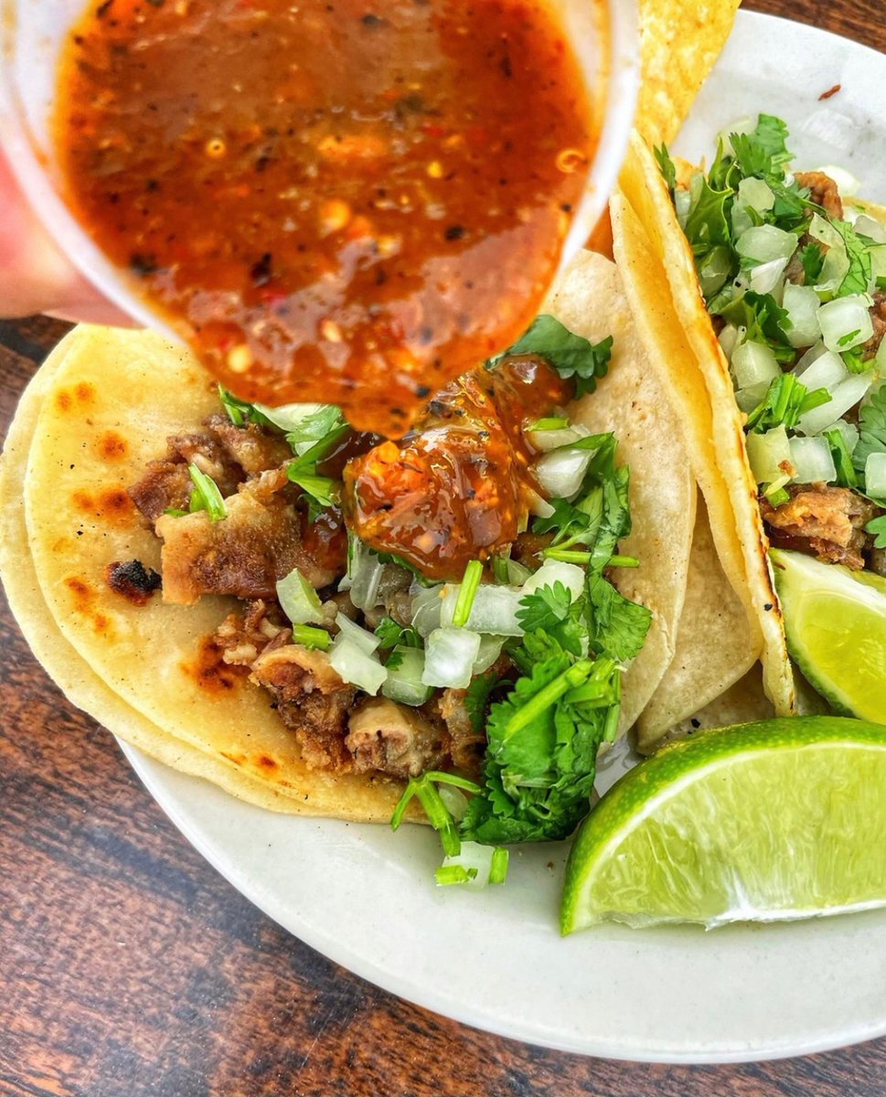 LBMarriott's tweet image. It’s our favorite day of the week.. Taco Tuesday! Come join us at Tamarindos &amp;amp; enjoy $2 Tacos all night!🌮🎊
#visitlb #tacos #tacotuesday #weekday #longbeach #marriott #travel #food #mexicanfood #trendy #photography #yummy #hotel #restaurant #socal #travel