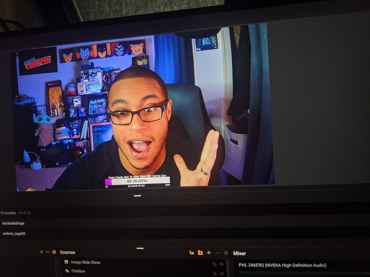 EgyptThePerson's tweet image. Fixed my camera and audio/game sync. I think 🤔. Going to test it out tonight while playing some @PlayApex live on @Twitch (Around 10pm PST)

twitch.tv/Comicdads 

#StreamHelp #Stream #LiveStream #Twitch #ApexLegends #Gaming