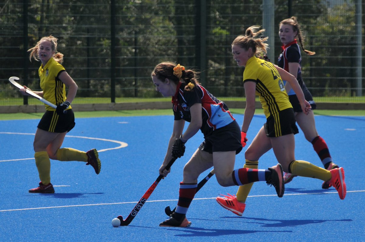 niamhcott's tweet photo. Rounding off Day 31 of the #ActiveChallenge, I can safely say that it was worth the effort and committment 🙌 Having discovered new activities with friends and returned to long time favourites, I feel all the better! Roll on the hockey season 🏑💪 #AHPsActive #MyPhysicalPhoto https://t.co/B2FXXmDAYa